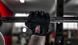 Best Weightlifting Gloves for Pull Ups